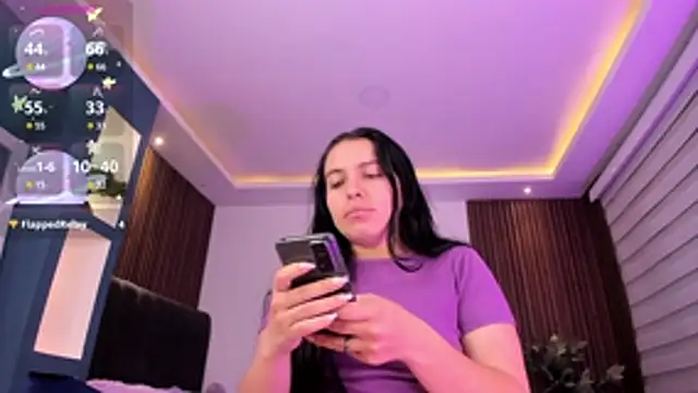 Lucy Smith2 online show from 12/04/24, 10:02