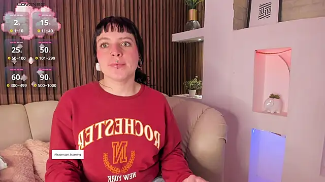 Lucy Smith2 online show from 09/15/25, 07:36