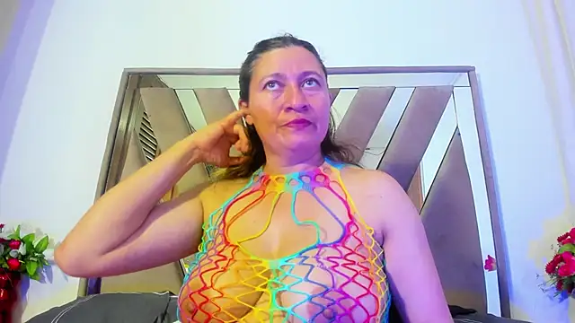 LILITH TORRES1 online show from 12/11/24, 11:43