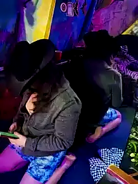 Boo-boo kittyfux online show from 02/18/25, 09:54