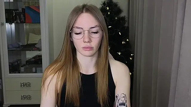 littlevildevil online show from 12/12/24, 11:18