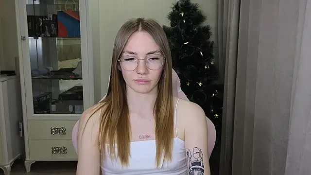 littlevildevil online show from 12/13/24, 03:11