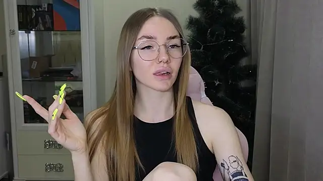 littlevildevil online show from 12/28/24, 12:24