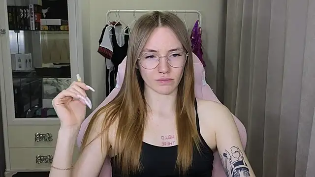 littlevildevil online show from 01/26/25, 01:15