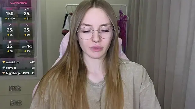 littlevildevil online show from 02/22/25, 01:24