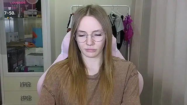 littlevildevil online show from 03/05/25, 11:17