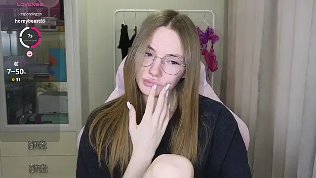 littlevildevil online show from 03/10/25, 11:10