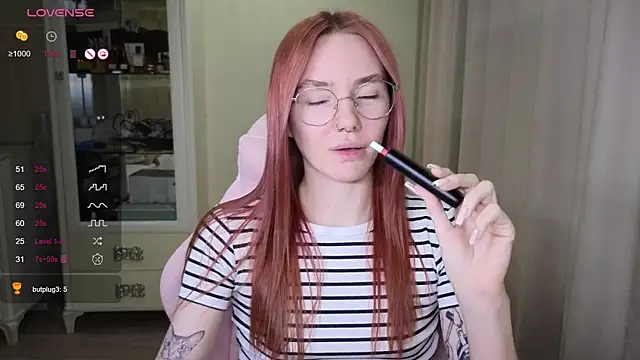 littlevildevil online show from 10/12/25, 11:09