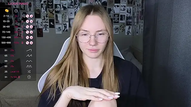 littlevildevil online show from 03/03/26, 06:08