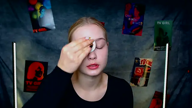 MademoiselleCl online show from 10/05/25, 06:34