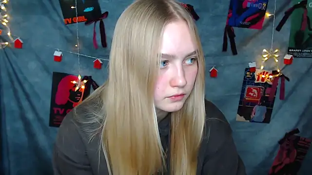 MademoiselleCl online show from 12/20/25, 01:18