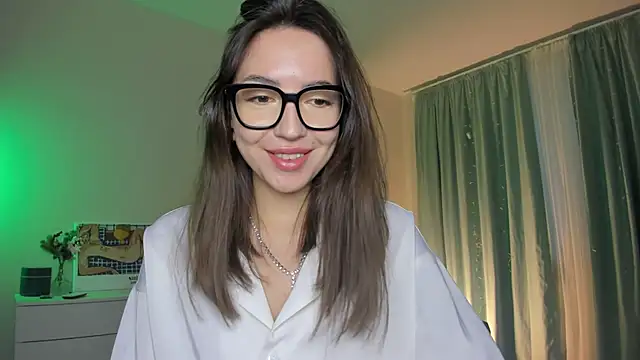 Oh My Dianee online show from 12/16/24, 09:57