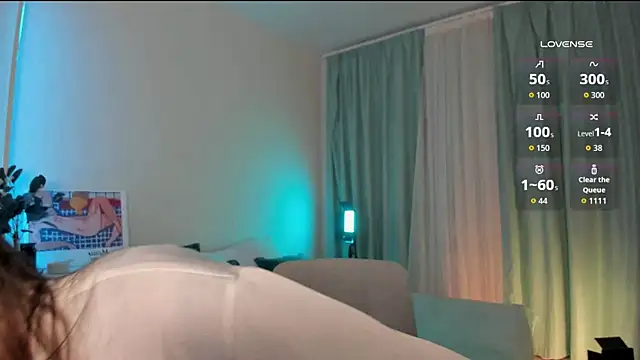 Oh My Dianee online show from 11/25/25, 07:30