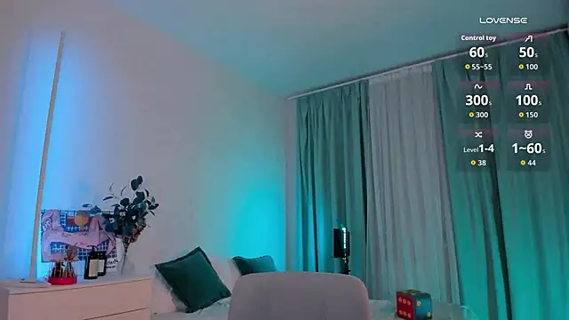 Oh My Dianee online show from 02/25/26, 07:18