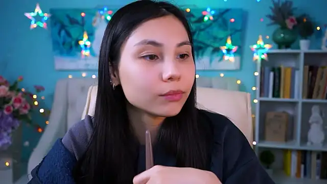 LittleSally   online show from 12/10/24, 08:19