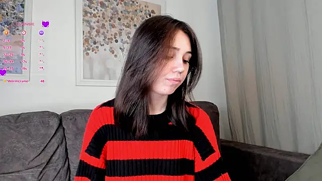 GillianDowdey online show from 01/28/25, 04:39