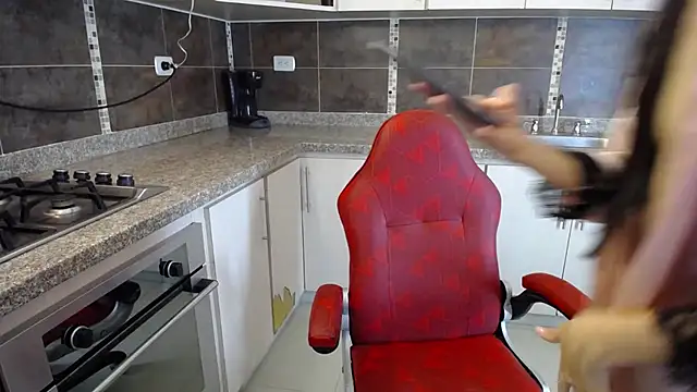 anna alvarez online show from 02/25/25, 02:00