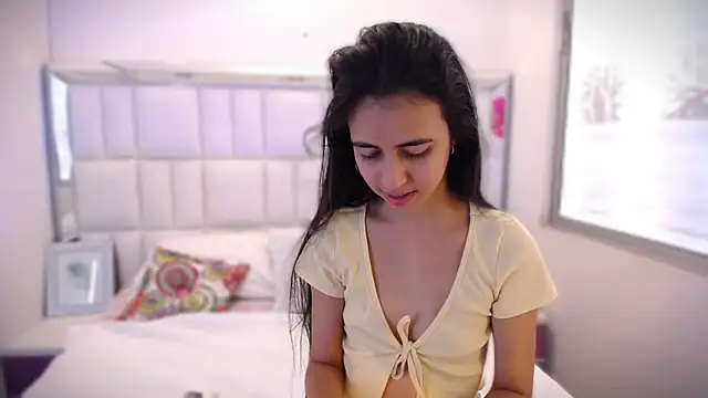 anna alvarez online show from 09/13/25, 12:05