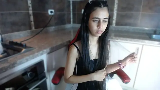 anna alvarez online show from 11/23/25, 11:32