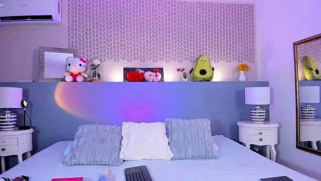 CheryelFox online show from 03/27/26, 10:42