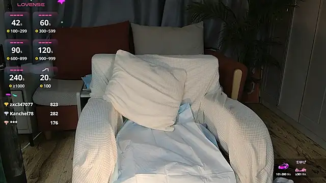 Snapshot of Youth3_ chatting on 01/09/25, 03:23 Youth3  online show from 01/09/25, 03:23