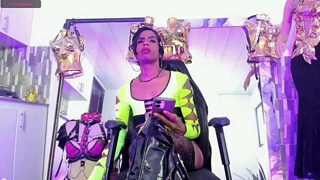 corwindallas24cm online show from 04/22/26, 10:33