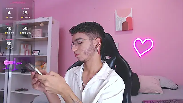 Ian Castillo  online show from 01/23/25, 11:26