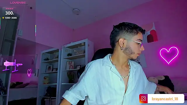 Ian Castillo  online show from 03/11/25, 11:23