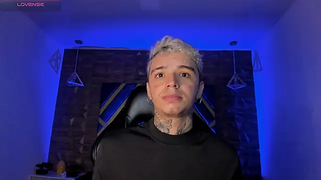 Ian Castillo  online show from 02/25/26, 11:20