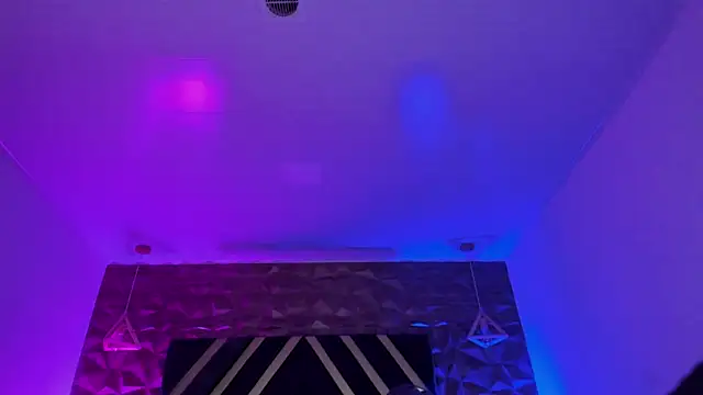 Ian Castillo  online show from 04/08/26, 11:43