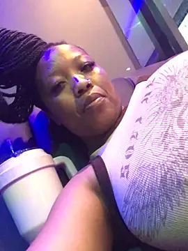 SZA Doja online show from 12/15/25, 04:00