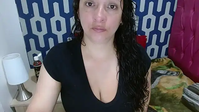 sarax ximena online show from 10/06/25, 01:41