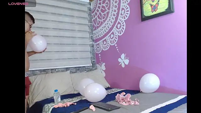 AntonellaAndNoah online show from 01/09/26, 10:55