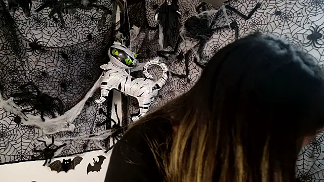 julietta   jackson online show from 10/10/25, 08:41