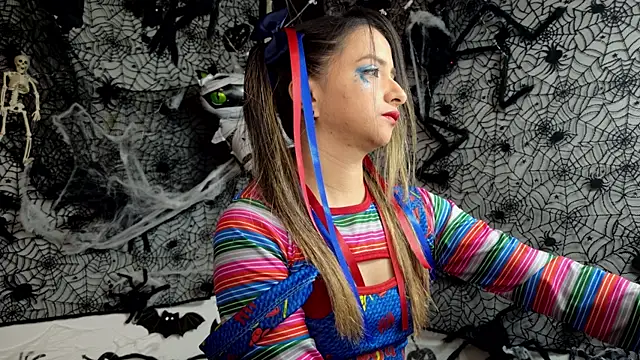 julietta   jackson online show from 10/31/25, 06:42