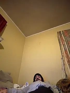 wolfwhite95 online show from 02/08/26, 07:50