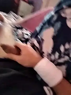 Snapshot of indian___fucker chatting on 10/07/25, 10:01 indian fucker online show from 10/07/25, 10:01