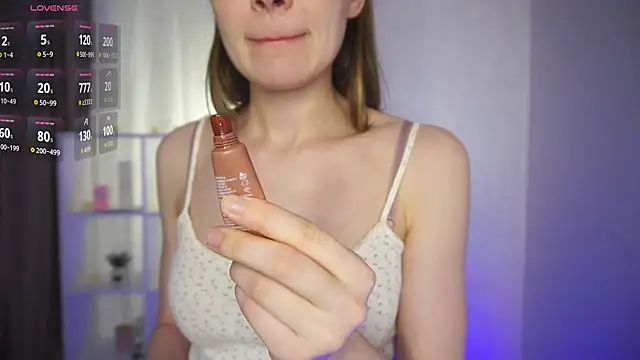 Azure eyes online show from 02/09/26, 05:33