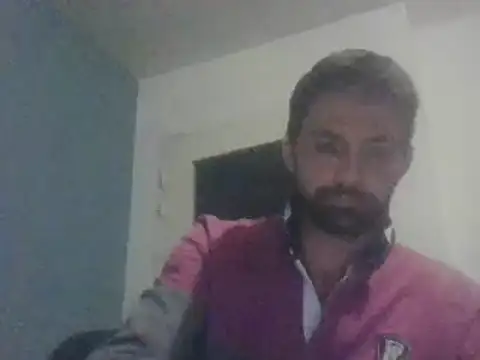 Snapshot of Romix2985 chatting on 12/10/24, 05:00 Romix2985 online show from 12/10/24, 05:00