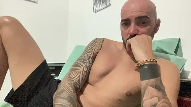 alessandromori91 online show from 09/08/25, 08:08