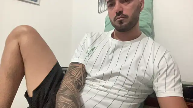 alessandromori91 online show from 09/21/25, 07:26