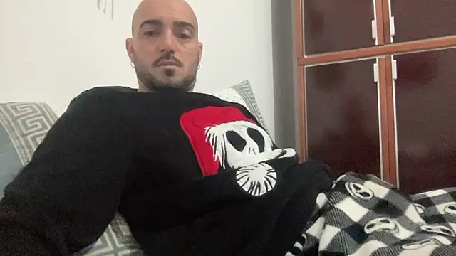 alessandromori91 online show from 12/22/25, 10:12