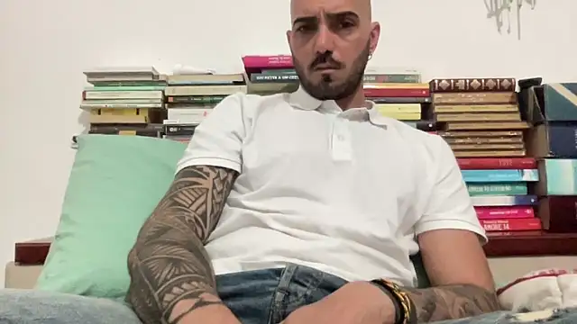 alessandromori91 online show from 04/14/26, 02:01