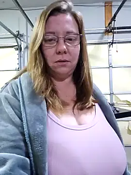 MsShelby40 online show from 12/04/24, 10:08