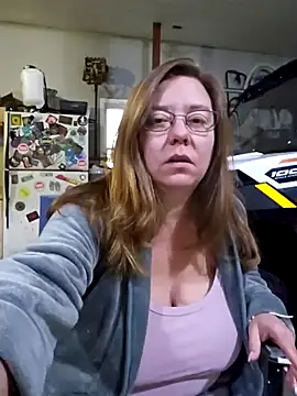 MsShelby40 online show from 12/26/24, 10:31