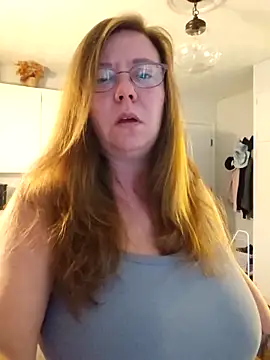 MsShelby40 online show from 10/08/25, 10:07