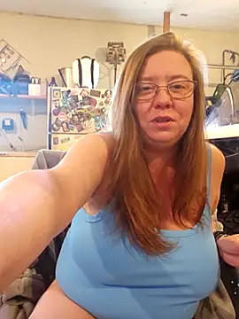 MsShelby40 online show from 12/05/25, 06:15