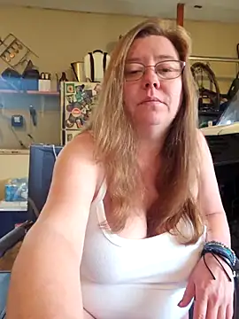 MsShelby40 online show from 04/03/26, 09:57