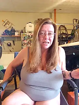 MsShelby40 online show from 04/17/26, 10:02