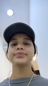 Snapshot of MollySanders___ chatting on 01/09/25, 06:04 MollySanders    online show from 01/09/25, 06:04